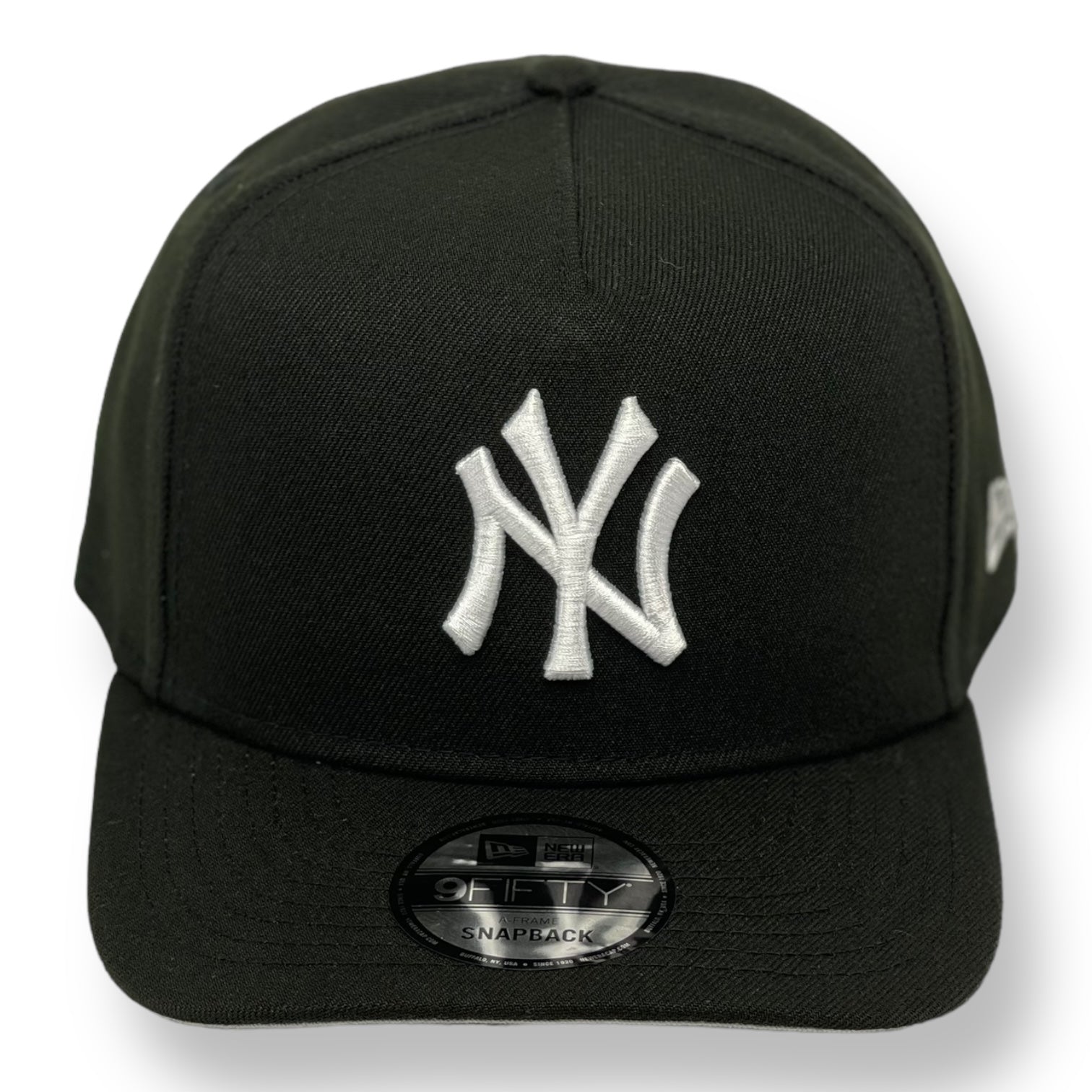 NEW YORK YANKEES (BLACK) A-FRAME NEW ERA 9FIFTY SNAPBACK (7167)