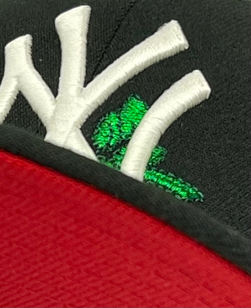 NEW YORK YANKEES (BLACK) (1996 WORLDSERIES X ROSE) NEWERA 59FIFTY FITTED (RED UNDER VISOR)