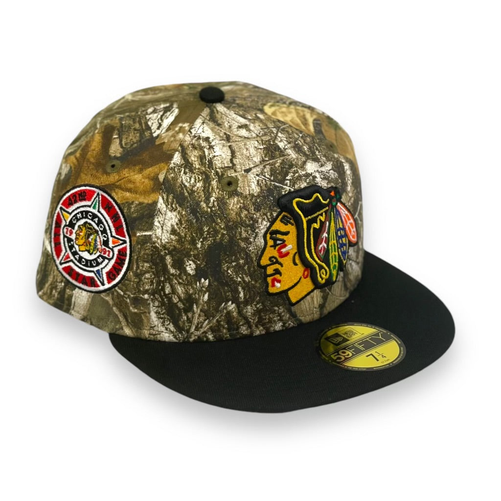 Blackhawks fitted hat on sale